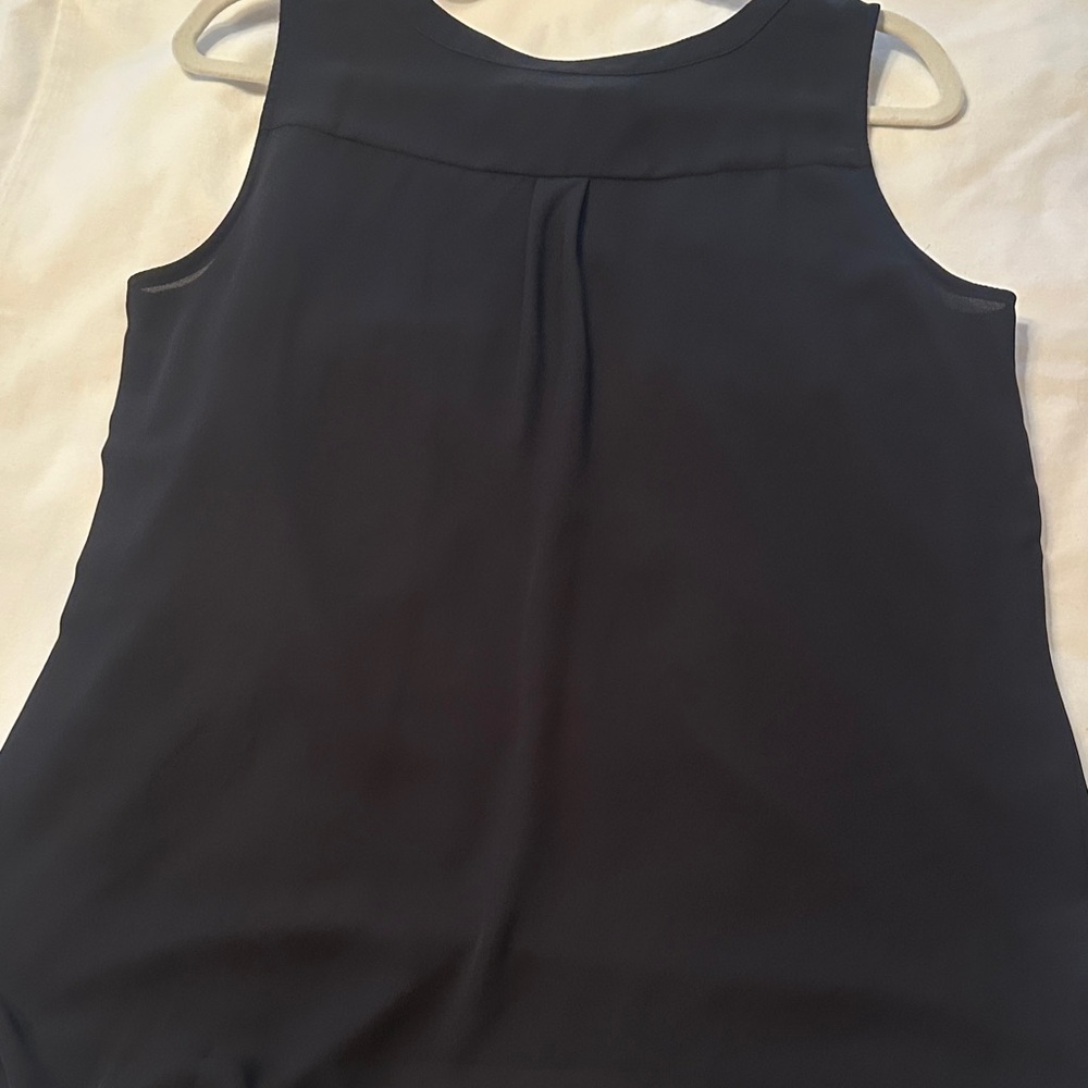 LOFT Black  Sleeveless Blouse with Button Front NWOT - Picture 5 of 6